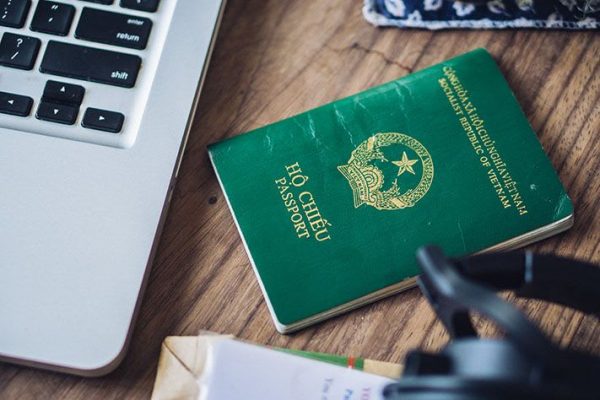 passport có hiệu lực trên 6 tháng